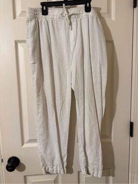 Old Navy White Elastic-Waist Jogger Pants